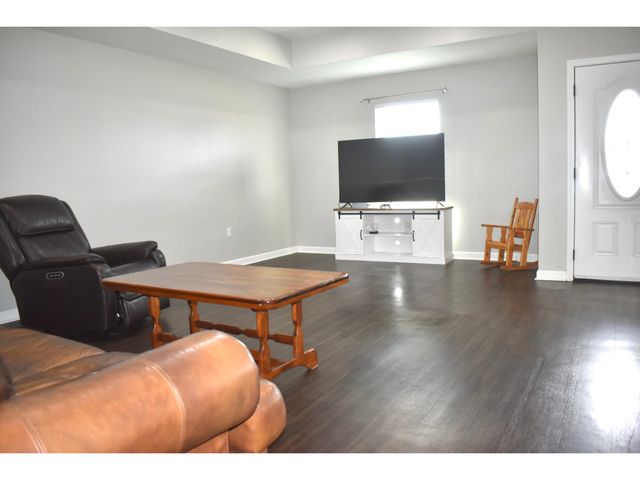 2552 Pineridge Street, Thibodaux, LA 70301