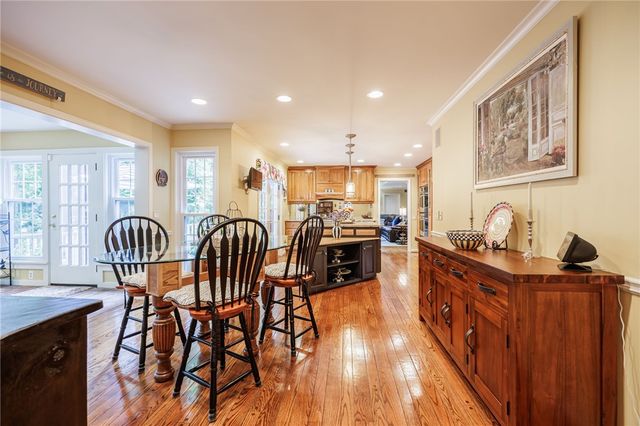 76 Van Voorhis Road, Pittsford, NY 14534