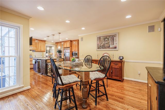 76 Van Voorhis Road, Pittsford, NY 14534