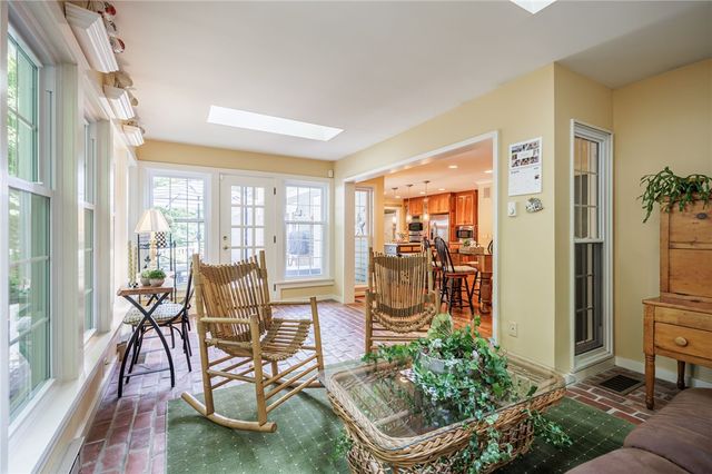76 Van Voorhis Road, Pittsford, NY 14534