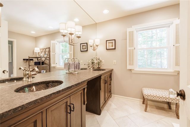 76 Van Voorhis Road, Pittsford, NY 14534