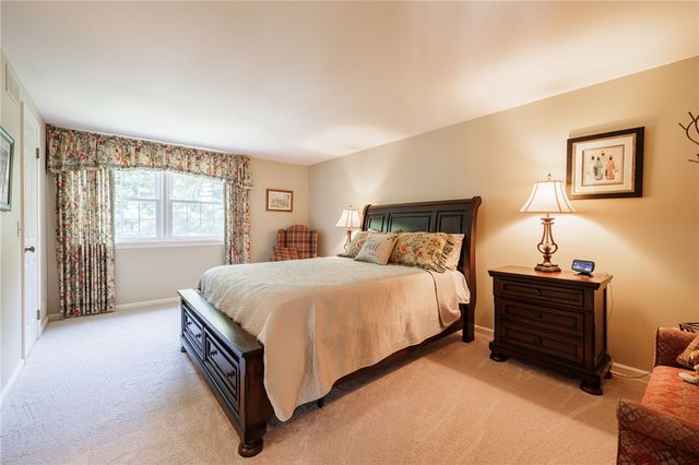 76 Van Voorhis Road, Pittsford, NY 14534