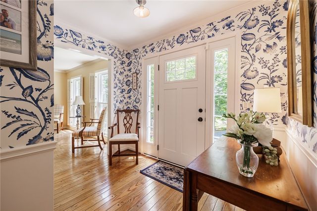 76 Van Voorhis Road, Pittsford, NY 14534