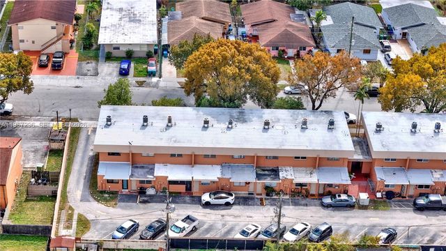 10881 SW 6th St 7, Sweetwater, FL 33174