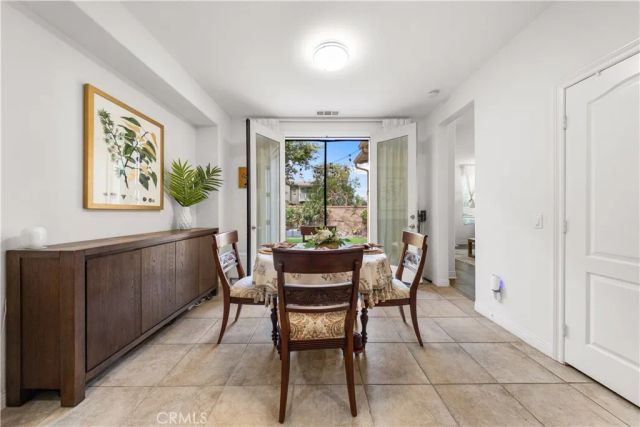 30 Bombay, Irvine, CA 92620