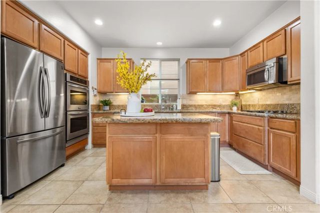 30 Bombay, Irvine, CA 92620