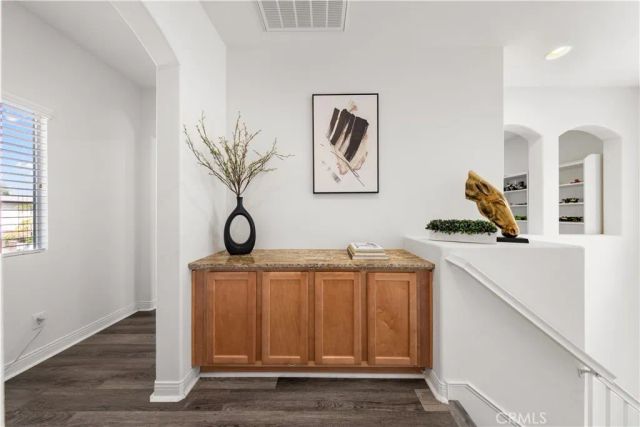 30 Bombay, Irvine, CA 92620