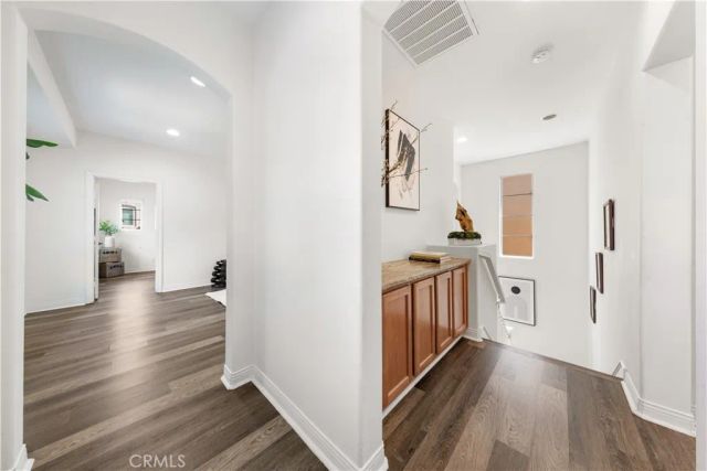 30 Bombay, Irvine, CA 92620