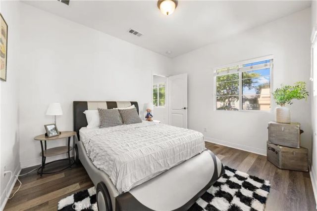 30 Bombay, Irvine, CA 92620