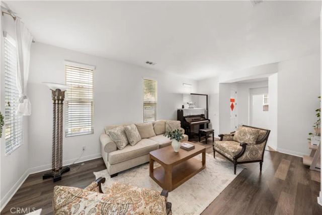 30 Bombay, Irvine, CA 92620