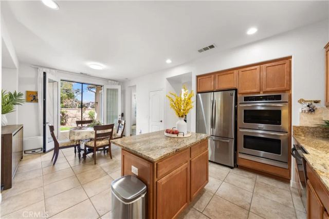 30 Bombay, Irvine, CA 92620