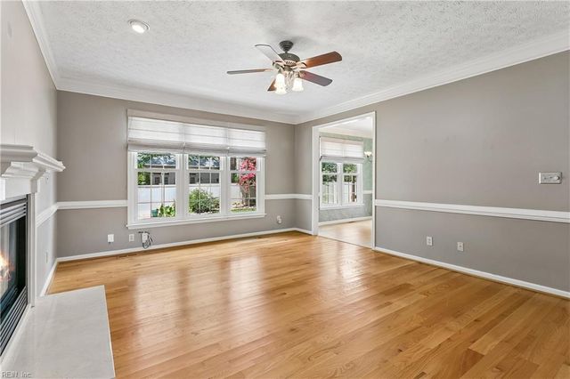 105 Harrigan WAY, Yorktown, VA 23693