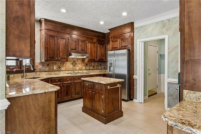 105 Harrigan WAY, Yorktown, VA 23693