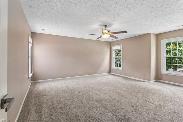 105 Harrigan WAY, Yorktown, VA 23693