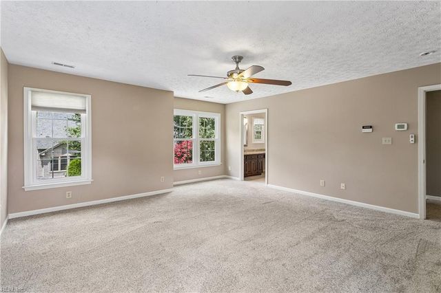105 Harrigan WAY, Yorktown, VA 23693