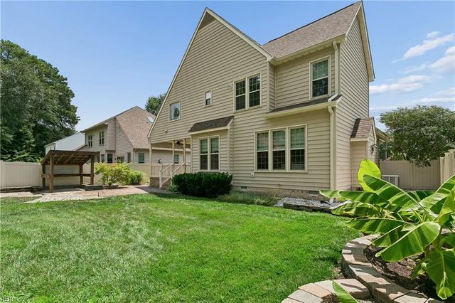 105 Harrigan WAY, Yorktown, VA 23693
