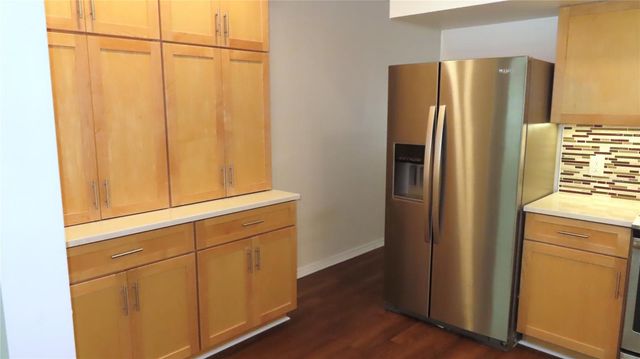 2285 ISRAELI DRIVE 17, Clearwater, FL 33763