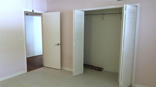 2285 ISRAELI DRIVE 17, Clearwater, FL 33763