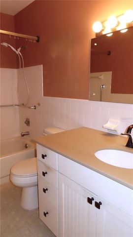 2285 ISRAELI DRIVE 17, Clearwater, FL 33763