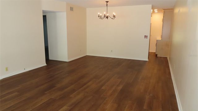 2285 ISRAELI DRIVE 17, Clearwater, FL 33763