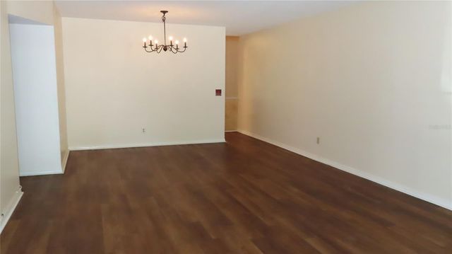 2285 ISRAELI DRIVE 17, Clearwater, FL 33763