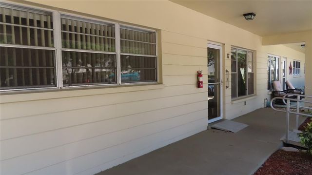 2285 ISRAELI DRIVE 17, Clearwater, FL 33763