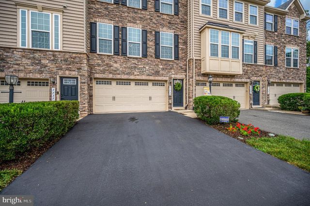 7739 MILTON CIR, Gainesville, VA 20155