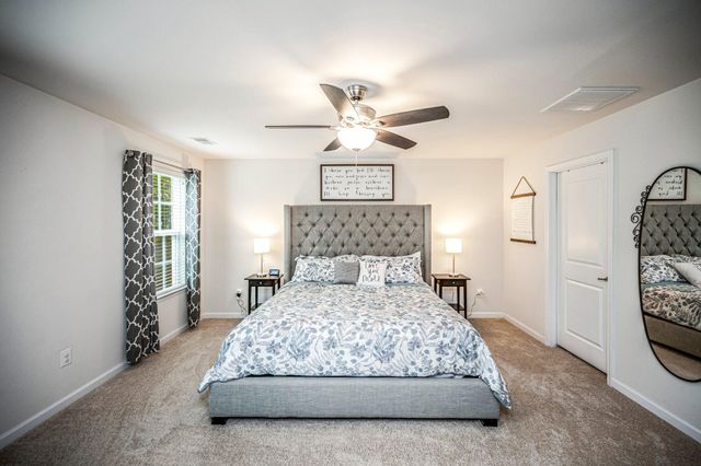 7739 MILTON CIR, Gainesville, VA 20155