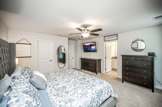 7739 MILTON CIR, Gainesville, VA 20155
