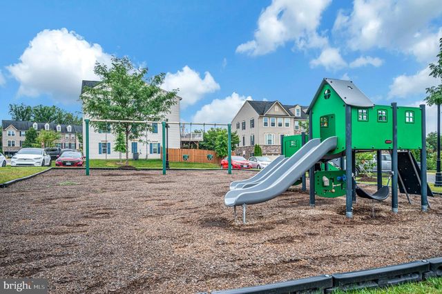 7739 MILTON CIR, Gainesville, VA 20155