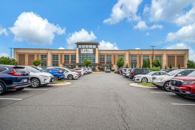 7739 MILTON CIR, Gainesville, VA 20155