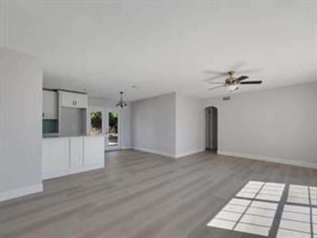 2064 Atlantic Boulevard, Vero Beach, FL 32960