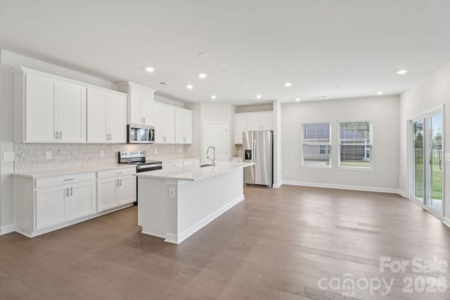 1607 Harper Landing Boulevard, Stanley, NC 28164