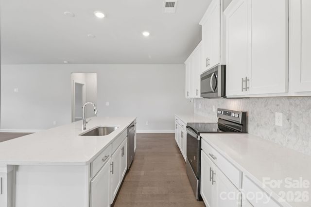 1607 Harper Landing Boulevard, Stanley, NC 28164