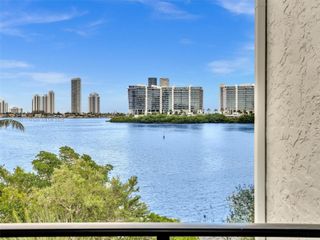 3255 NE 184th St 12406, Aventura, FL 33160