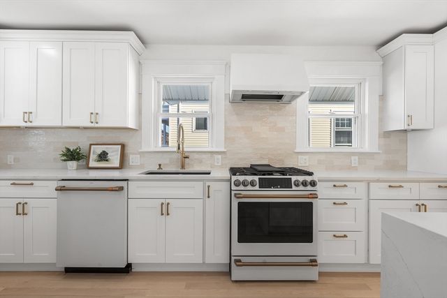 22 Prescott Street 2, Salem, MA 01970