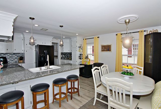 435A Lakewood Drive, Townville, SC 29689