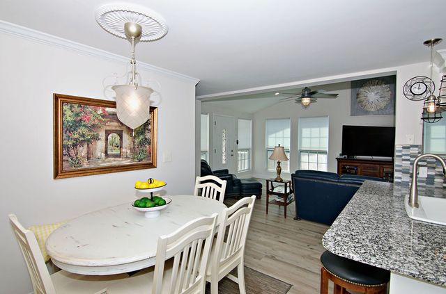 435A Lakewood Drive, Townville, SC 29689