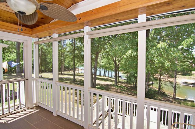 435A Lakewood Drive, Townville, SC 29689