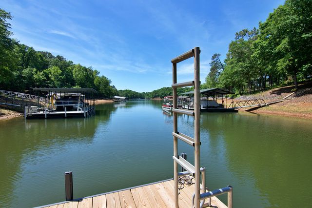 435A Lakewood Drive, Townville, SC 29689