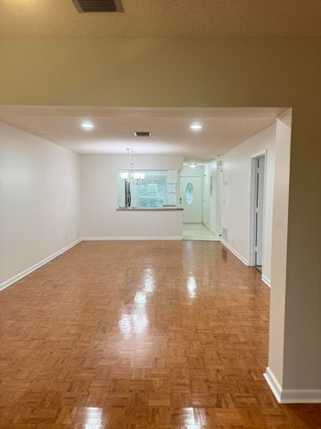 6820 Moonlit dr Drive, Delray Beach, FL 33446