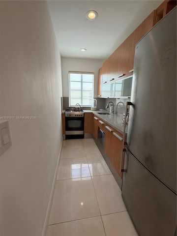 526 15th Street 12, Miami Beach, FL 33139