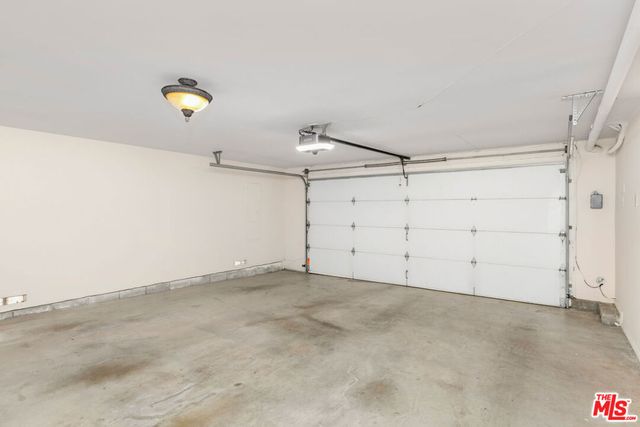 1922 Bel Air Road, Los Angeles, CA 90077
