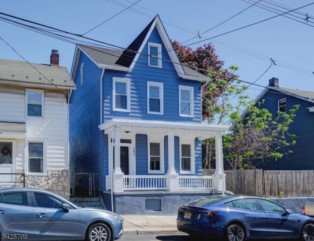 285 Chambers St, Phillipsburg Town, NJ 08865