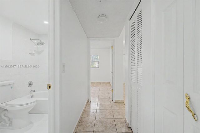 1950 W 54th St 105, Hialeah, FL 33012