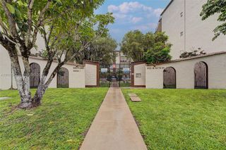 1950 W 54th St 105, Hialeah, FL 33012
