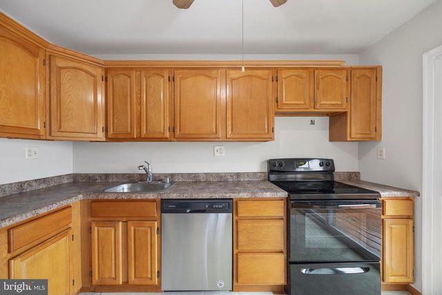 889 NEW LONDON HARBOUR, Pasadena, MD 21122