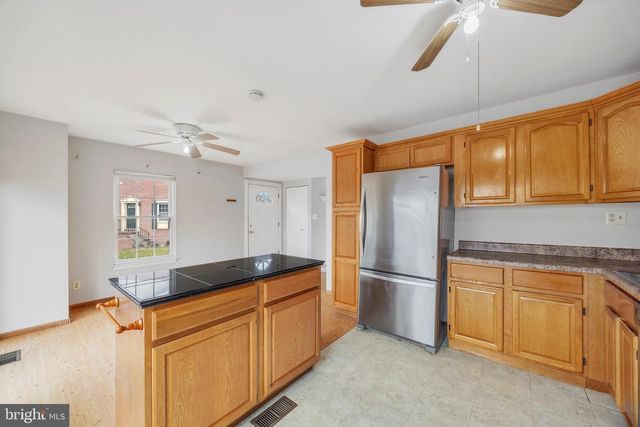 889 NEW LONDON HARBOUR, Pasadena, MD 21122