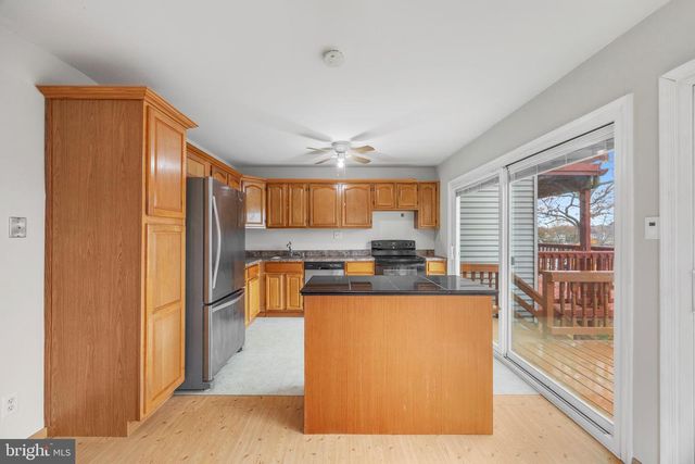 889 NEW LONDON HARBOUR, Pasadena, MD 21122