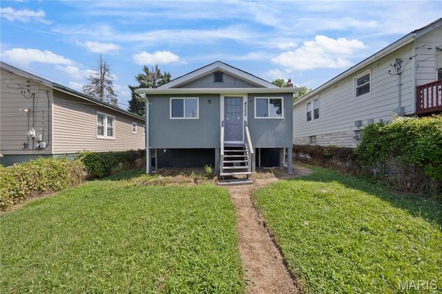 4352 Chippewa Street, St Louis, MO 63116